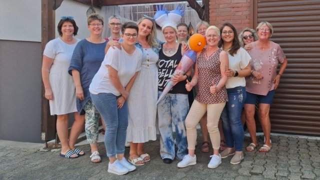 Teamfoto beim Abschied für Anna | Foto: Caritas